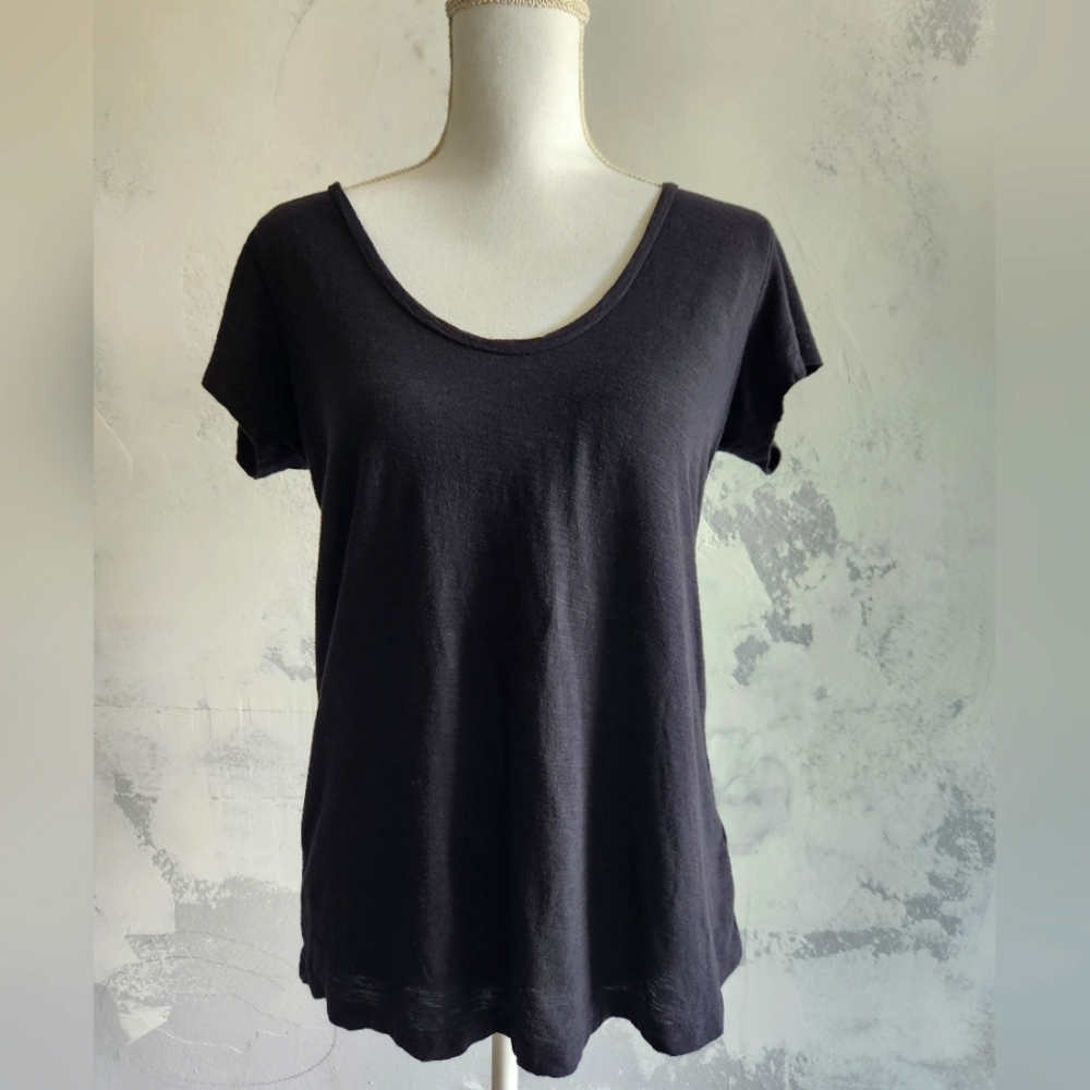 James Perse Deep Scoop Neck Black Casual Tee T-shirt Size 2 Medium